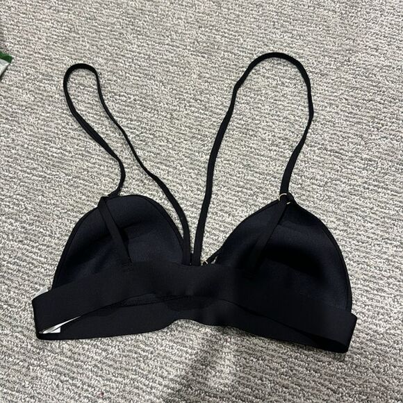 Pink bra  - Picture 2 of 3